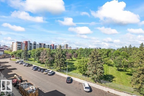 427 10531 117 Street, Edmonton, AB 