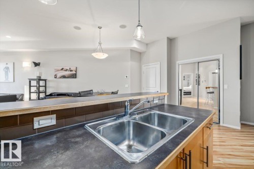 427 10531 117 Street, Edmonton, AB 