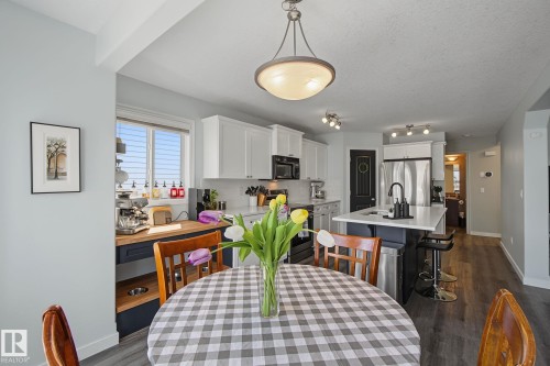 172 Galloway Wynd, Fort Saskatchewan, AB - Indoor Photo Showing Dining Room