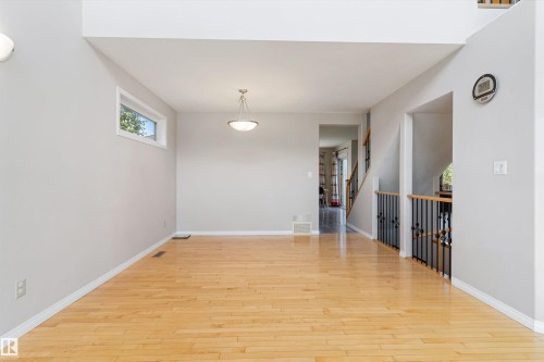 1710 Hodgson Place, Edmonton, AB - Indoor Photo Showing Other Room