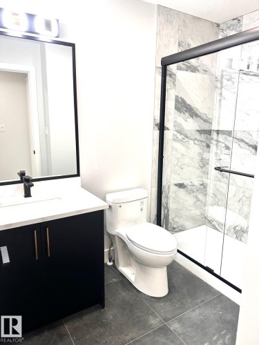 8912 Mayday Way Sw, Edmonton, AB - Indoor Photo Showing Bathroom