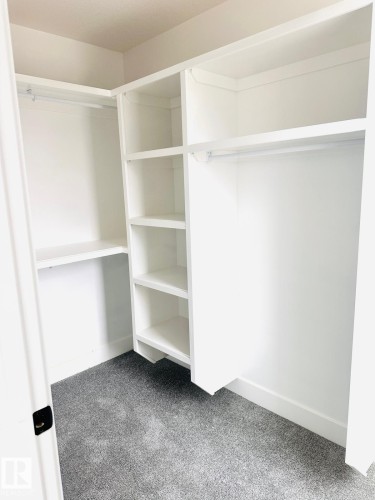 8912 Mayday Way Sw, Edmonton, AB - Indoor With Storage