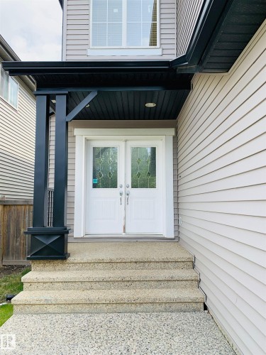 1015 61 Street, Edmonton, AB 