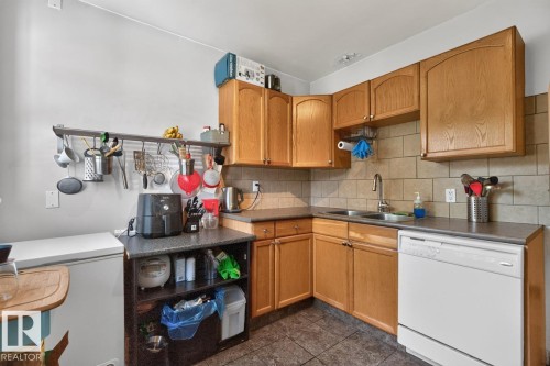 9838 80 Avenue, Edmonton, AB 