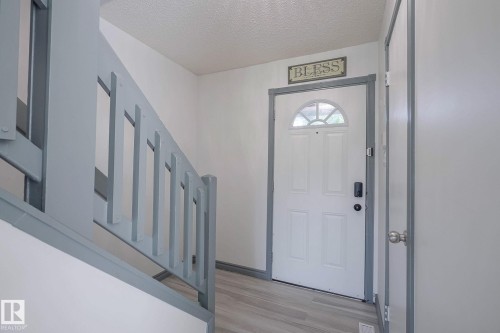 894 Millbourne Road E, Edmonton, AB 