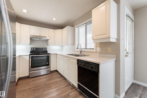 3 9703 174 Street, Edmonton, AB 
