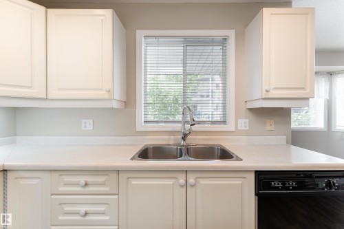3 9703 174 Street, Edmonton, AB 