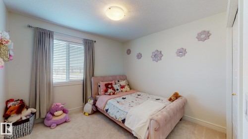 6859 Evans Wynd, Edmonton, AB - Indoor Photo Showing Bedroom