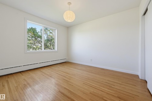 7 7307 118 Street, Edmonton, AB 