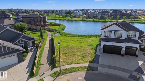 27 Lakeshore Cove, Beaumont, AB 
