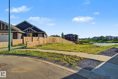 27 Lakeshore Cove, Beaumont, AB 