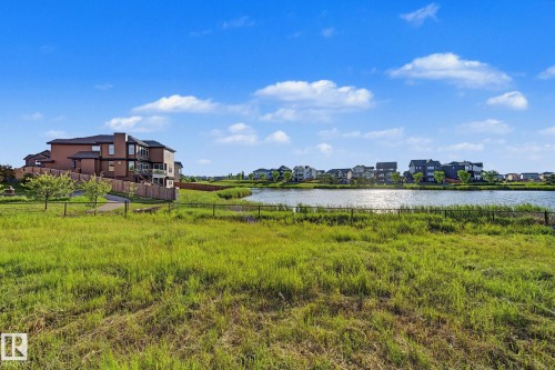 27 Lakeshore Cove, Beaumont, AB 