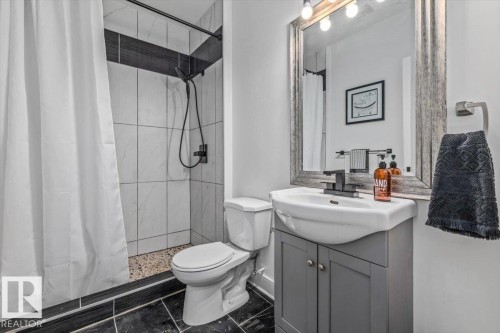 7613 Schmid Crescent, Edmonton, AB 