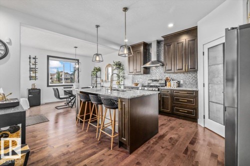 7613 Schmid Crescent, Edmonton, AB 