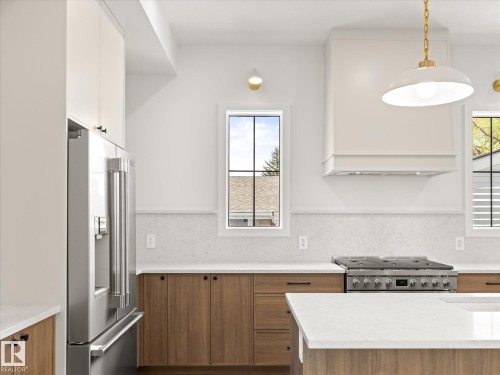 6303 109B Avenue, Edmonton, AB - Indoor Photo Showing Kitchen