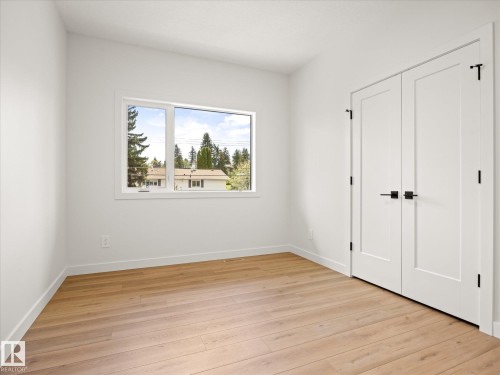 6303 109B Avenue, Edmonton, AB - Indoor Photo Showing Other Room