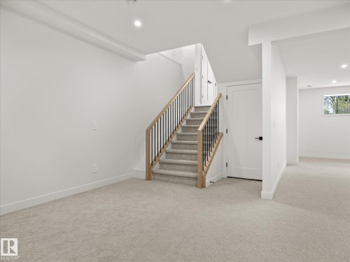 6303 109B Avenue, Edmonton, AB - Indoor Photo Showing Other Room