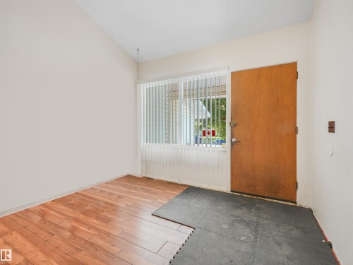 10904 100 Avenue, Fort Saskatchewan, AB - Indoor Photo Showing Other Room