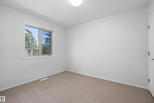 #5 100 Heron Point Cl, Rural Wetaskiwin County, AB - Indoor Photo Showing Other Room