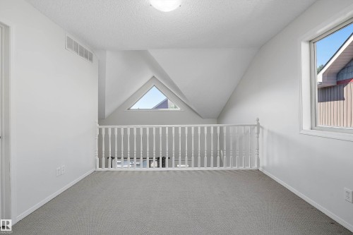 #5 100 Heron Point Cl, Rural Wetaskiwin County, AB - Indoor Photo Showing Other Room