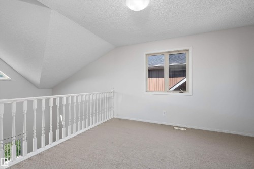 #5 100 Heron Point Cl, Rural Wetaskiwin County, AB - Indoor Photo Showing Other Room