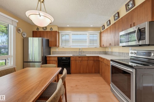 9247 148 Street, Edmonton, AB 