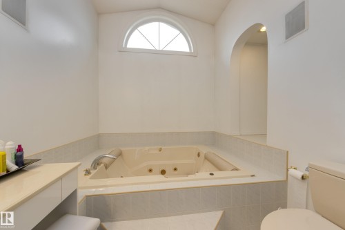 4335 47 Street, Edmonton, AB - Indoor Photo Showing Bathroom