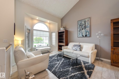 4335 47 Street, Edmonton, AB - Indoor Photo Showing Living Room