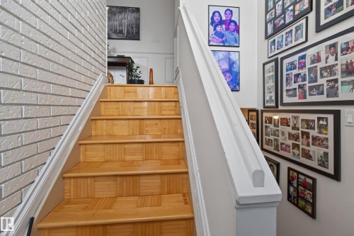 Stairs - 18509 92A Avenue, Edmonton, AB 