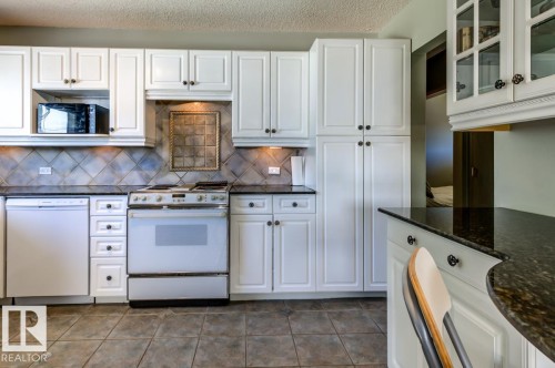 14412 85 Ave, Edmonton, AB 