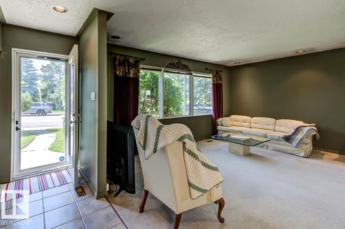 14412 85 Ave, Edmonton, AB 