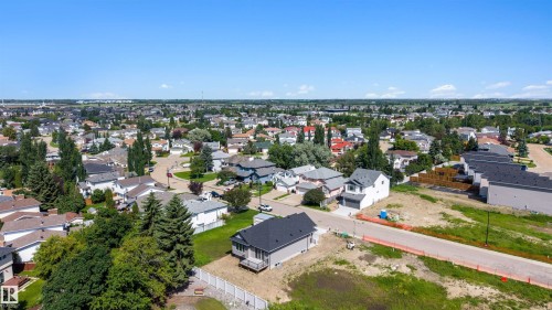 Aerial perspective showcasing a residential area with varied housing styles - 39 Elsinore Place, Edmonton, AB 