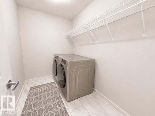 15 Sturtz Place, Leduc, AB 