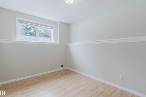 1641 Forbes Way, Edmonton, AB - Indoor Photo Showing Other Room