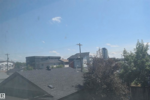 9551 106A Avenue, Edmonton, AB 