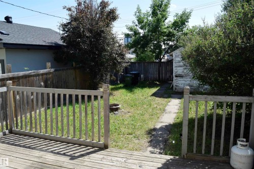9551 106A Avenue, Edmonton, AB 