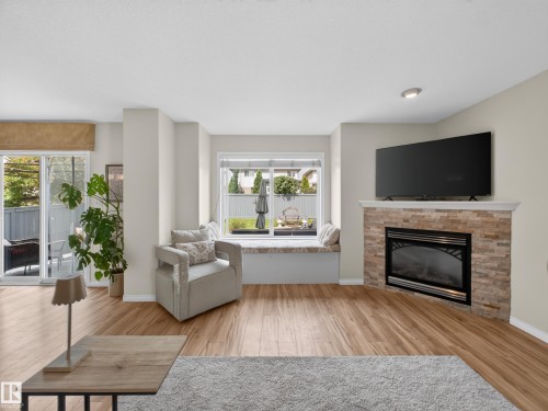 15926 132 Street, Edmonton, AB 