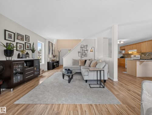 15926 132 Street, Edmonton, AB 