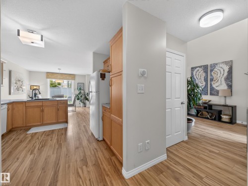 15926 132 Street, Edmonton, AB 