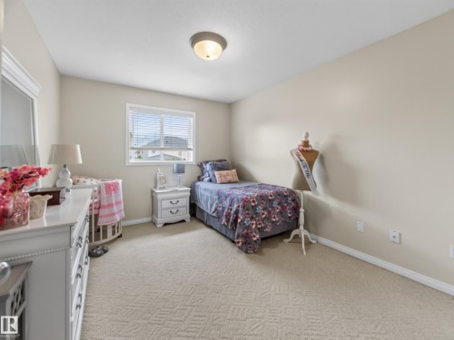 15926 132 Street, Edmonton, AB 