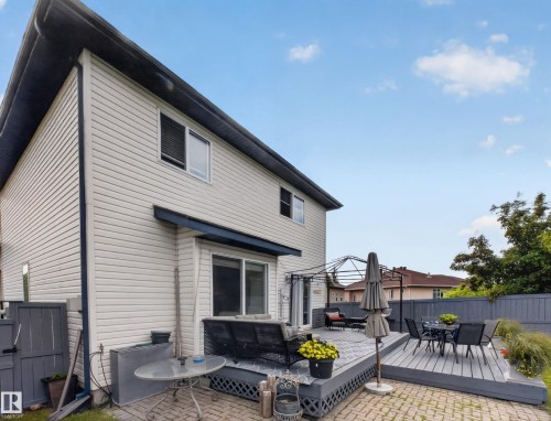 15926 132 Street, Edmonton, AB 