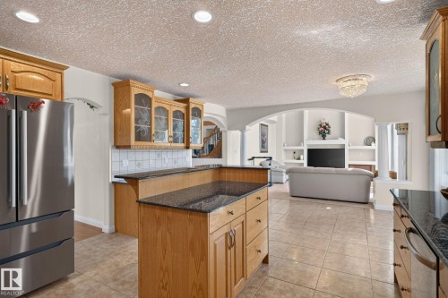 8839 158 Avenue, Edmonton, AB 