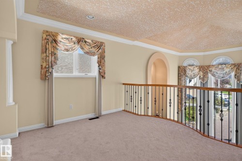 8839 158 Avenue, Edmonton, AB 