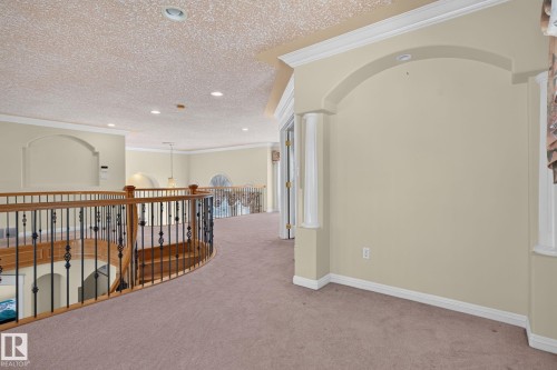 8839 158 Avenue, Edmonton, AB 