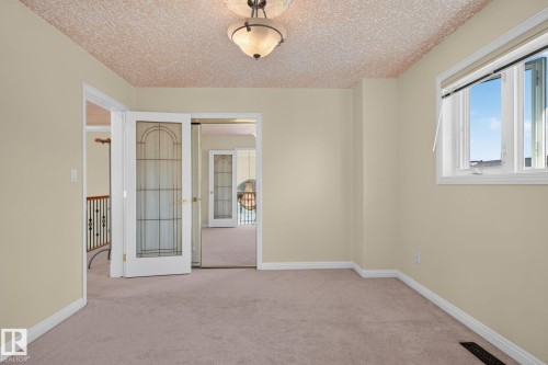 8839 158 Avenue, Edmonton, AB 