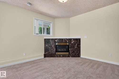 8839 158 Avenue, Edmonton, AB 