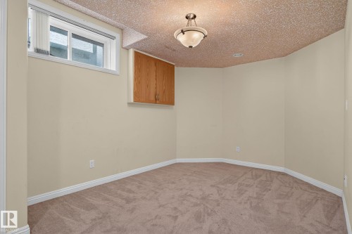 8839 158 Avenue, Edmonton, AB 