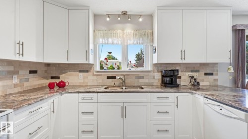 18315 86 Avenue, Edmonton, AB 