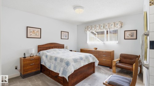 18315 86 Avenue, Edmonton, AB 