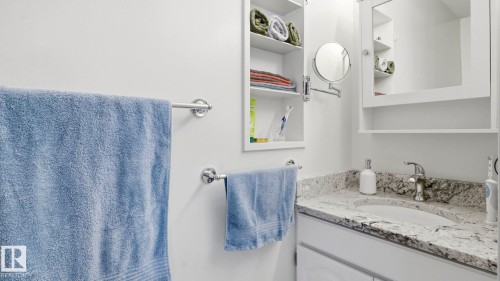 18315 86 Avenue, Edmonton, AB 